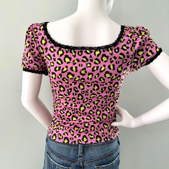 Dolls Kill x Horoscopez Pink Cheetah Print Milkmaid Peasant Top size Medium - Picture 2 of 6